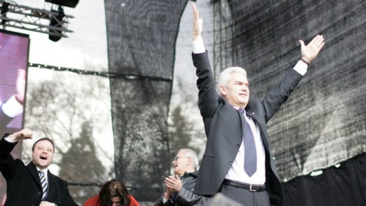 Сидеров и сие на концерта. Снимка: БГНЕС