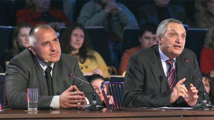 Настоящ и бивш премиер в предаването. Снимка: БНТ