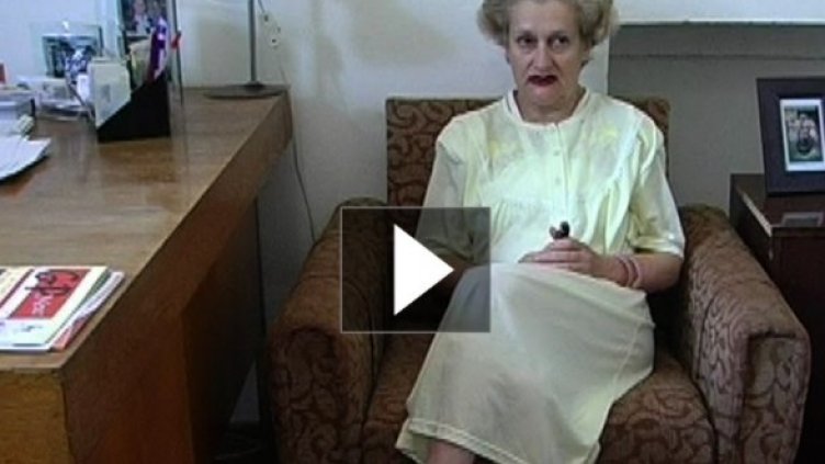 62-годишната майка забременяла, защото не й дали да осинови