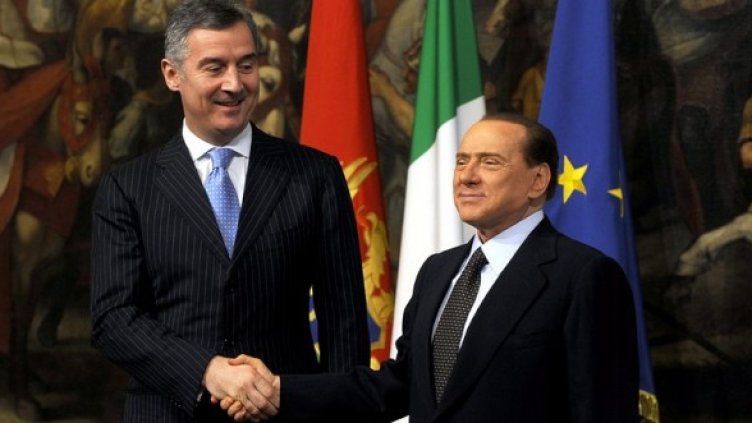 Двама богаташи - Джуканович и Берлускони. Снимка: БГНЕС