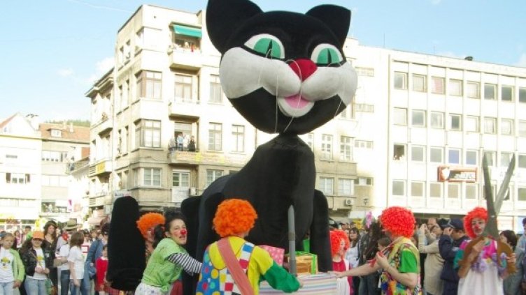 Преди по-малко от месец в града се проведе традиционният карнавал. Снимка: Булфото