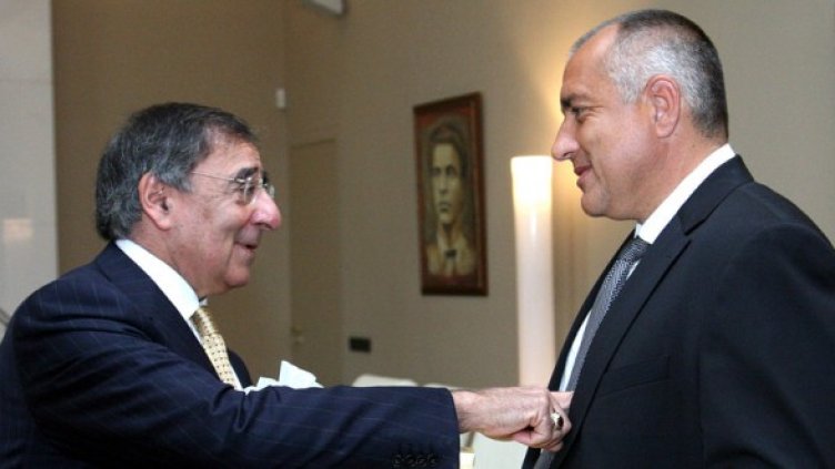 Бойко Борисов и Леон Панета, директор на ЦРУ. Снимка: БГНЕС