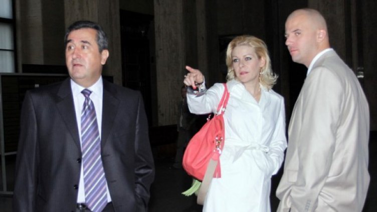 Раиф Мустафа (л) и Росен Маринов (д). Снимка: БГНЕС