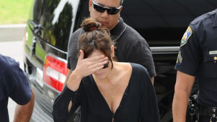 Актрисата на влизане в съда. Снимка: Getty Images/Guliver Photos