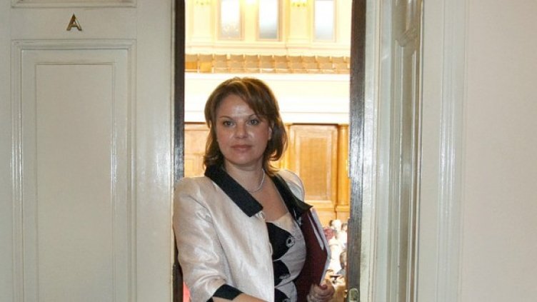 Настоящият шеф на НЗОК Нели Нешева. Снимка: БГНЕС