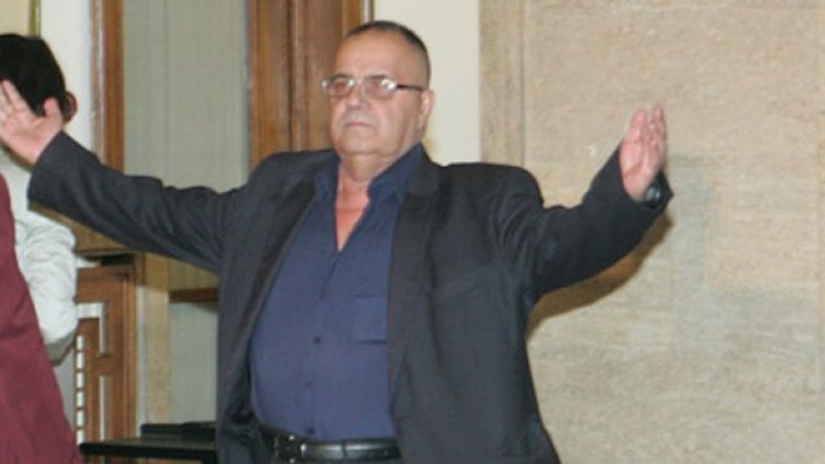 "А рускинята – не. И най-долната курва да е. Забрадката - и тогава вътре". Снимка: БГНЕС