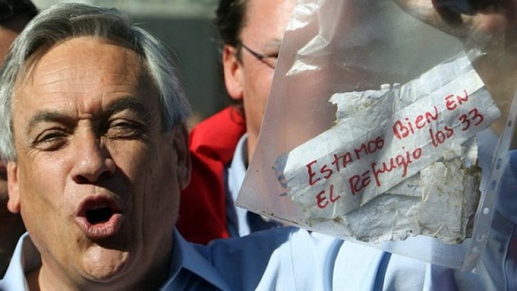 Миньорите успяха да изпратят изпод земята бележка че са добре Снимка: БГНЕС