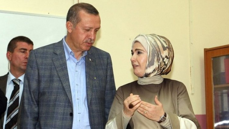 Реджеп Таип Ердоган и съпругата му Умине Ердоган. Снимка:  БГНЕС