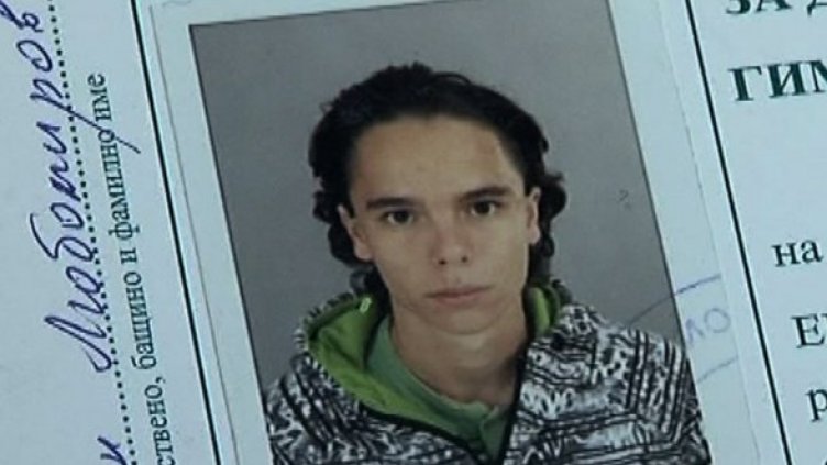 Години насилие скрити зад срам и страх