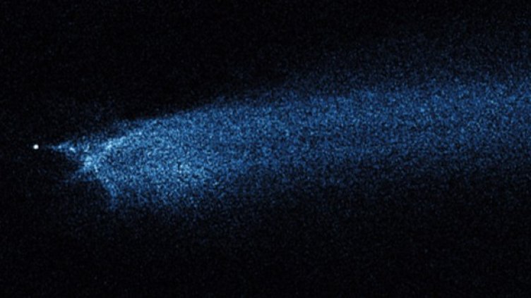 Снимка: NASA, ESA, and D. Jewitt (UCLA)