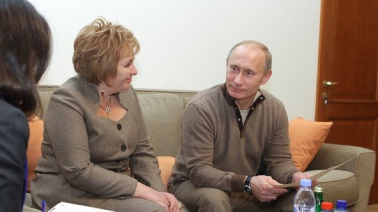 Путин и съпругата му Людмила. Снимка:  БГНЕС