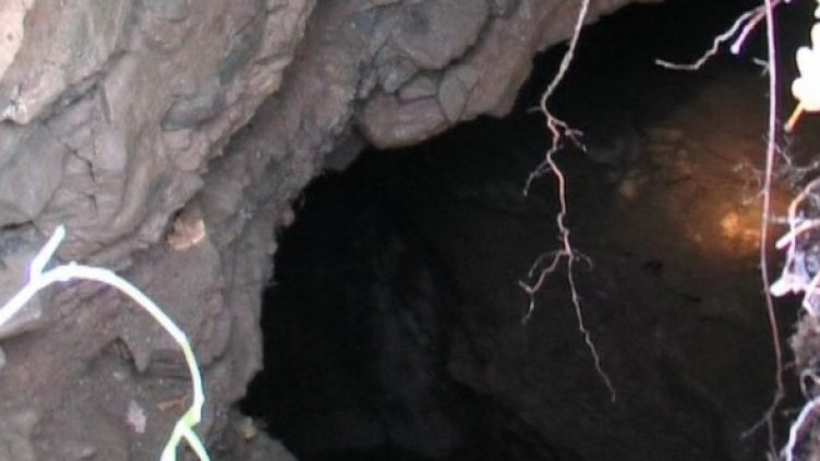 Нищо и никакво дънерче, а каква дупка отвори