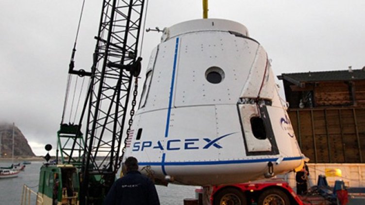 Снимка: Chris Thompson/SpaceX