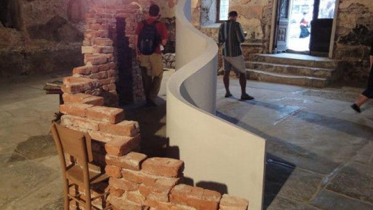 Снимка: Баня Старинна