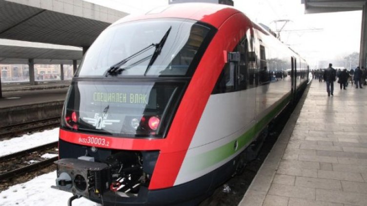 БДЖ ще възстановява сумите за билети за отменените влакове. Снимка: Булфото