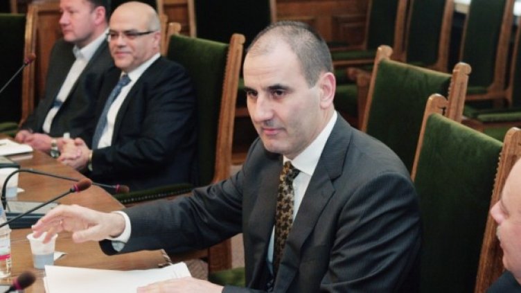 Цветнов на изслушването му в парламента. Снимка: БТА