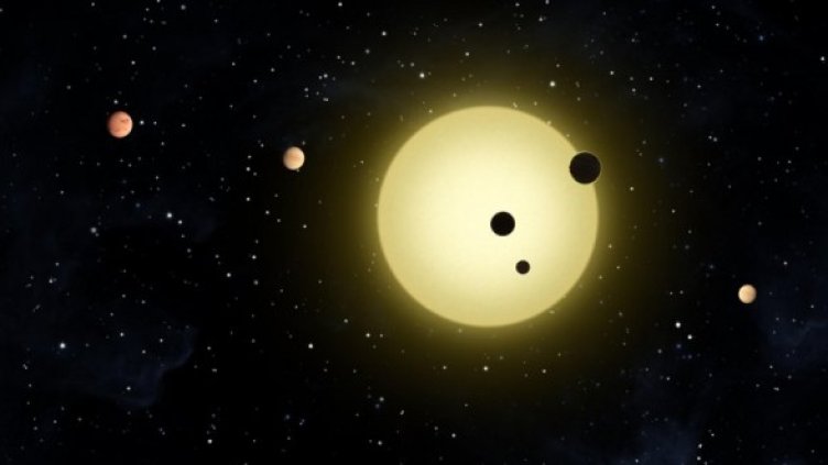 Кеплер-11 е подобна на Слънцето звезда, около която обикалят шест планети. Изображение: NASA/Tim Pyle