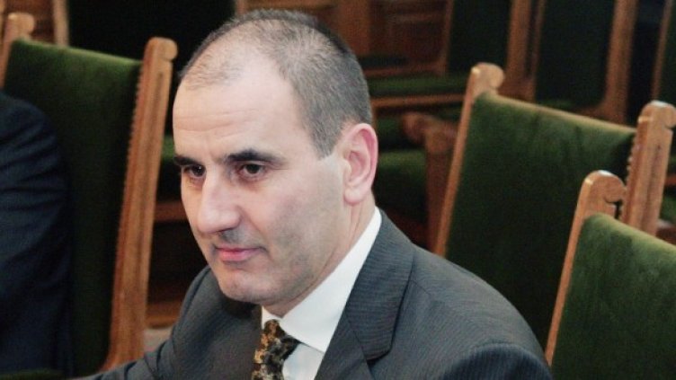 Да дадем спокойствие на службите да си свършат работата, призова Цветанов. Снимка: БТА