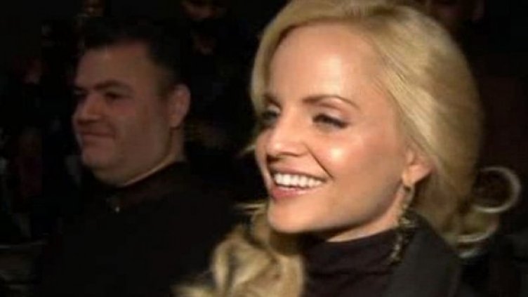 Целувката. Кой, къде и как за първи път