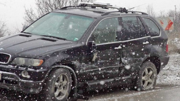 Удареното BMW на НСО. Снимка: БТА