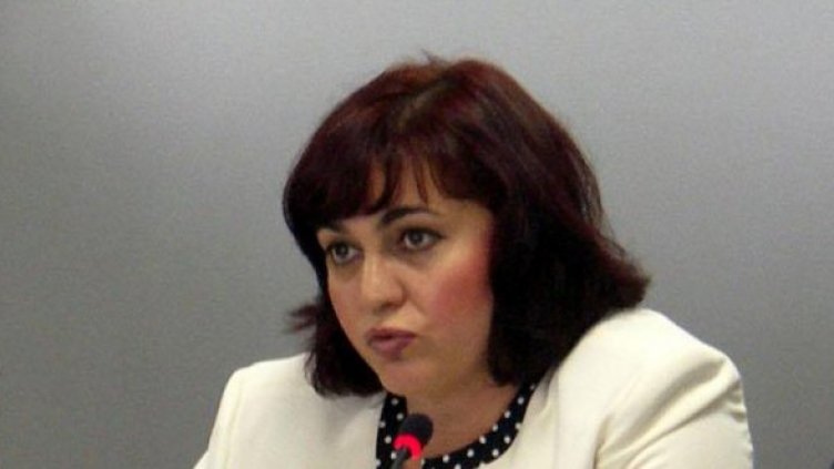 Според Корнелия Нинова истинският виновник за случилото се в държавата е Цветан Цветанов. Снимка: Булфото