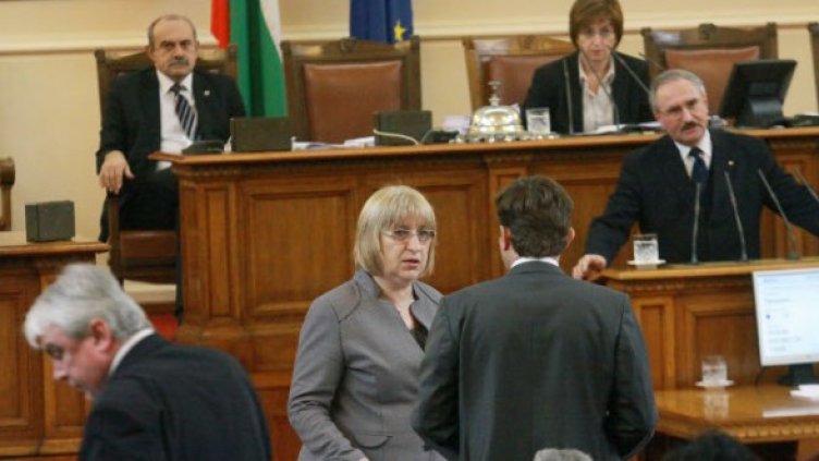 Цачева искала да стигне до Анталия с плуване. Снимка: БТА