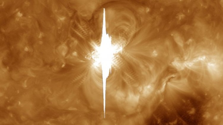 Активната област 1158 на Слънцето, където на 15 февруари беше регистрирано изригване със сила X2,2. Снимка: NASA/SDO