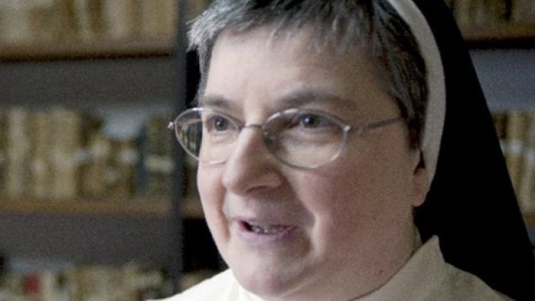 Сестра Интернет. Снимка от профила на Мария Хесус Галан във Facebook