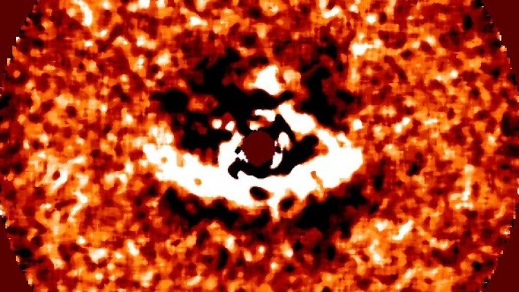 Протопланетният диск около звездата LkCa 15. Изображение: Christian Thalmann, MPIA/NAOJ