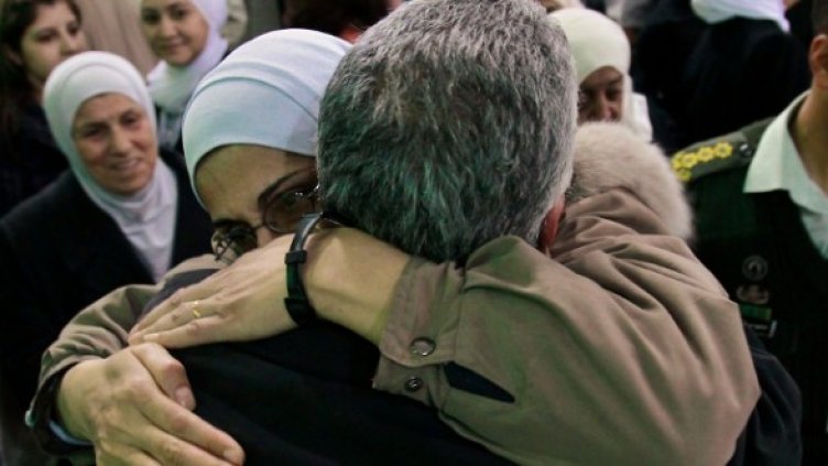 Чужденците масово напускат размирна Либия Снимка: Reuters