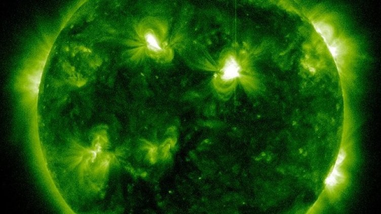 Слънцето днес, 10 март 2011 г. Снимка NASA/SDO