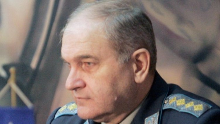 Ген. Симеонов смята, че хора на Ал Кайда могат да нахлуят с емигранти от Северна Африка. Снимка: БТА