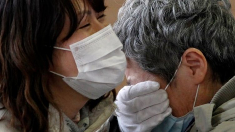 Паника обхваща Япония. Снимка: Reuters