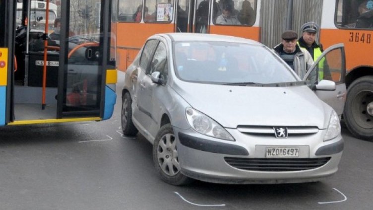 В столицата са станали 94 леки ПТП-та. Снимка: Булфото