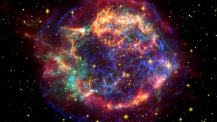 Снимка: NASA/CXC/M.Weiss; X-ray: NASA/CXC/UC Berkeley/N.Smith et al.; IR: Lick/UC Berkeley/J.Bloom & C.Hansen