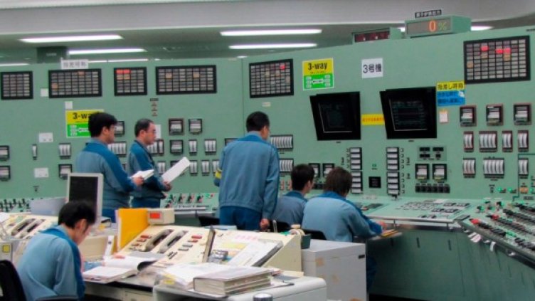 Контролна зала в един от реакторите на АЕЦ "Фукушима-1". Снимка: Reuters