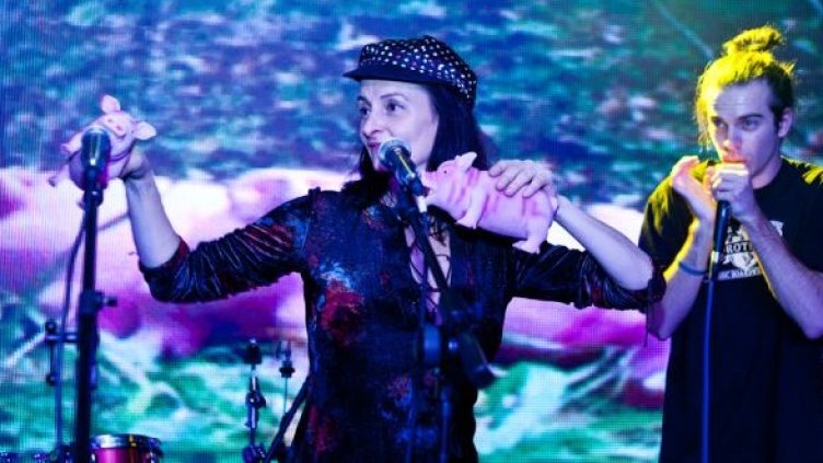 Арабел Караян и Skiller. Снимка: Иван Дончев