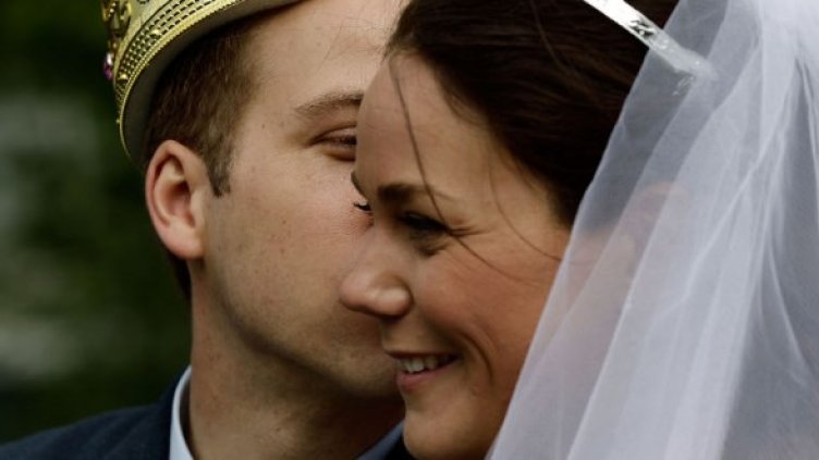 Те поне "намазаха" от кралската сватба