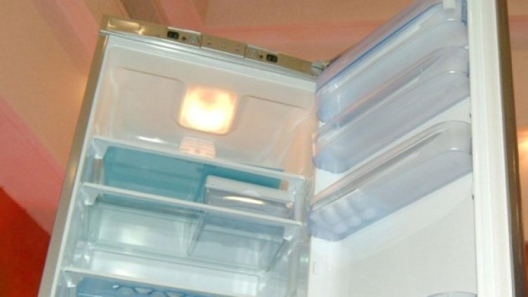 В Русе вече крият парите си в хладилника. Снимка: архив Булфото