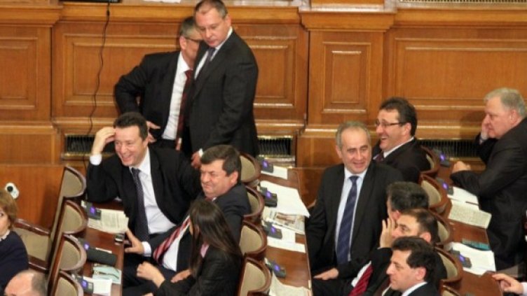 От левицата не искаха промените да влязат извънредно в дневния ред на НС.  Снимка: архив Булфото