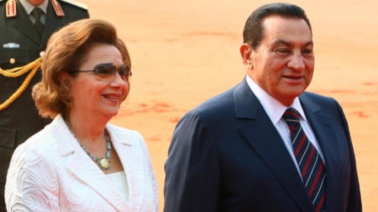 Хосни и Сузан Мубарак. Снимка: Reuters