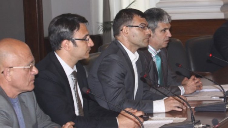 Синдикати и министри рамо до рамо за българската енергетика в Министерския съвет. Снимка: БТА