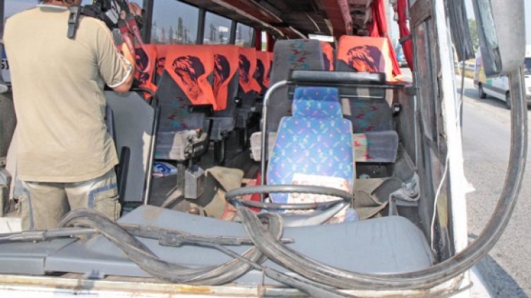 Катастрофиралият автобус. Снимка: БТА