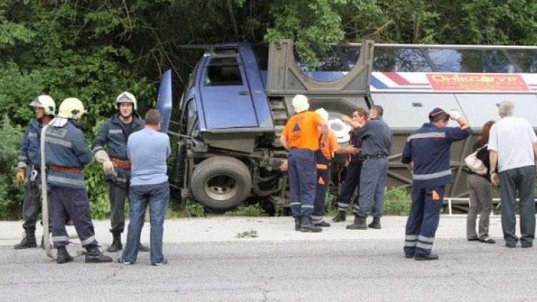 Катастрофата край Варна. Снимка: Булфото