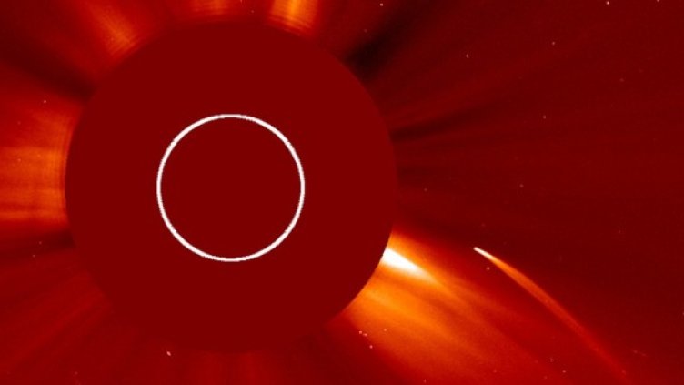 Снимка: SOHO (ESA & NASA)