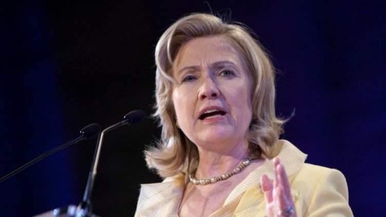 Хилари Клинтън прикани турците да продължат да бъдат мост между  Изтока и Запада. Снимка: Reuters