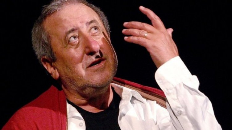 Велко Кънев на сцената Снимка: архив, Булфото