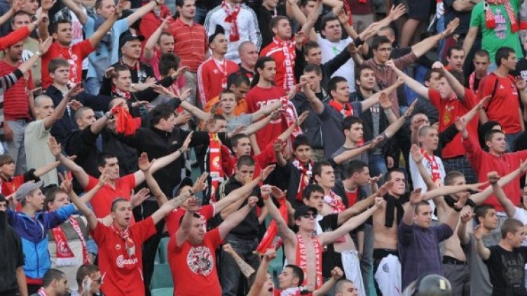 Румънците не вярват в силата на агитката на ЦСКА. Снимка: Булфото