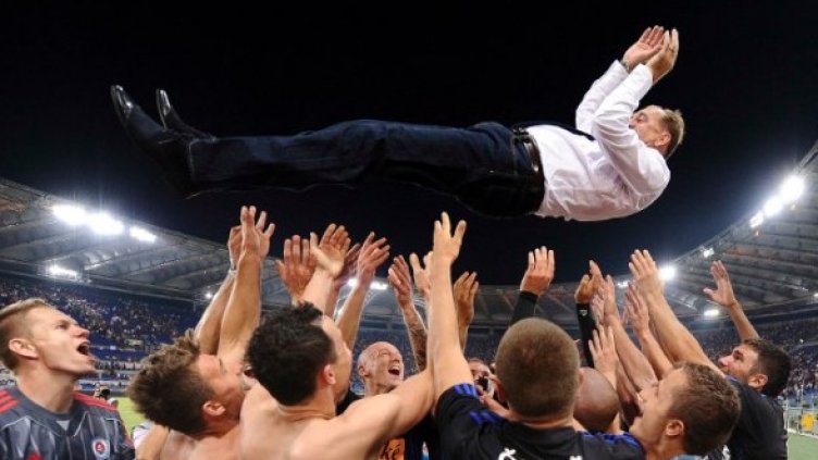 Играчите на Слован Братислава празнуват влизането в групите на Лига Европа. Снимка: Reuters