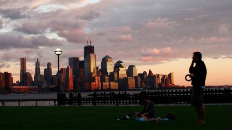 Ню Йорк се връща към нормалния си ритъм на живот след Айрин. Снимка: Reuters